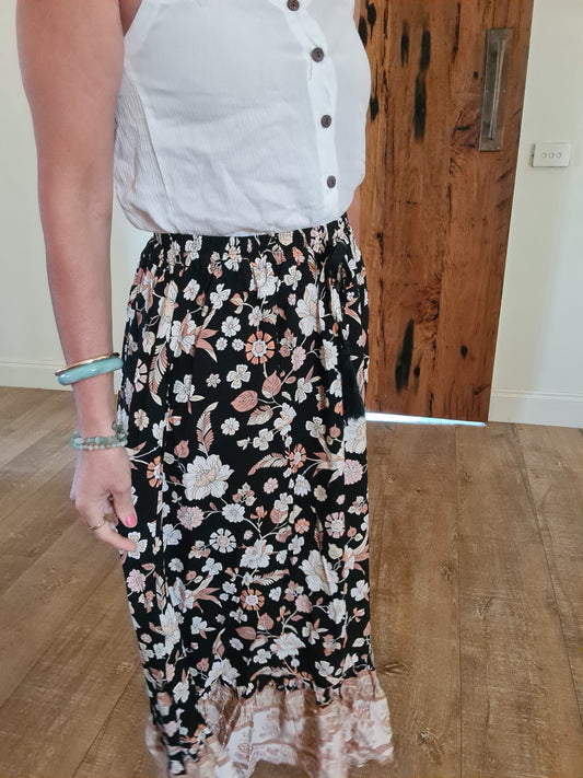 Gypsy Skirt Black Magic O/S