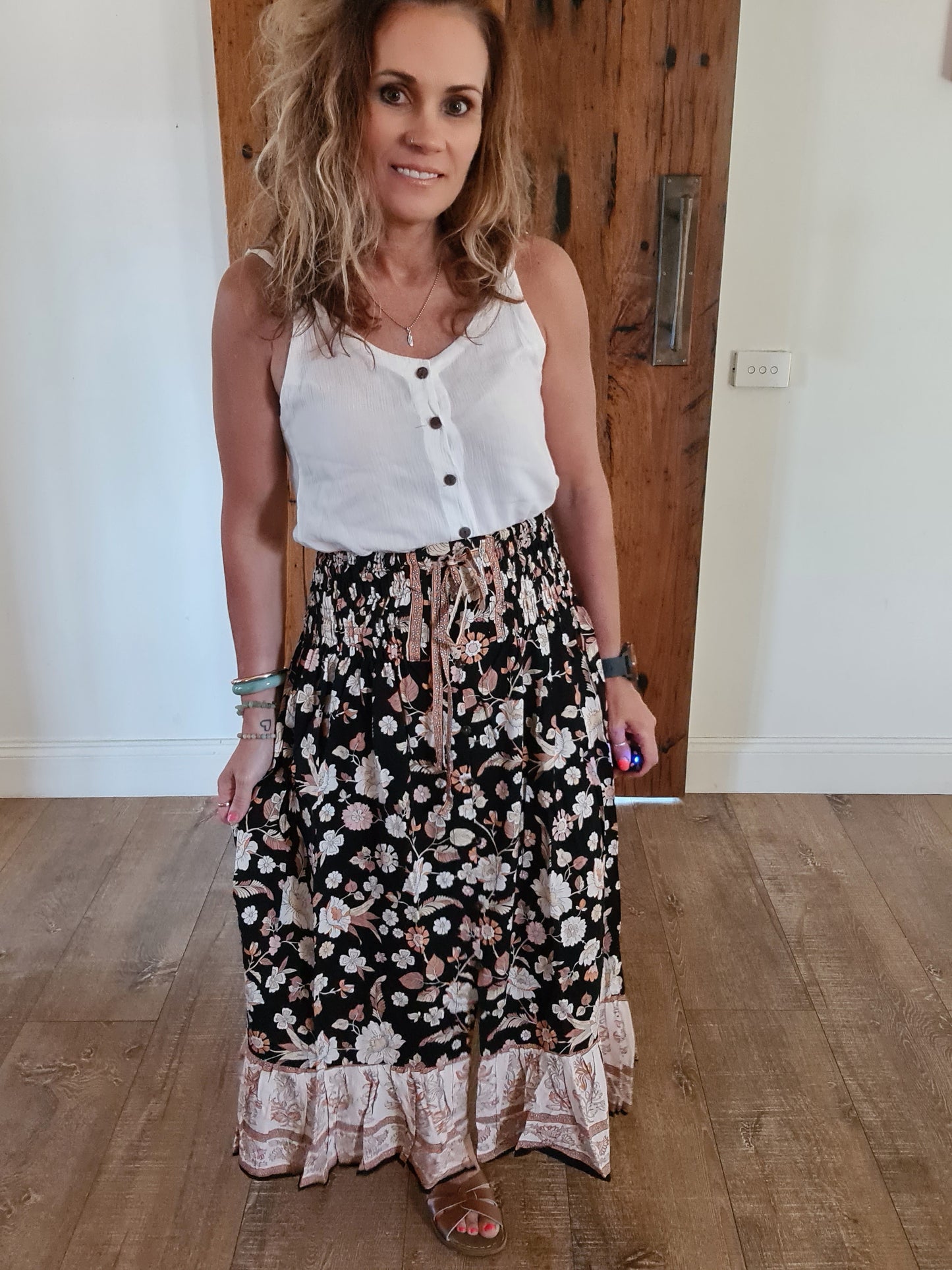 Rune Skirt Black Magic O/S