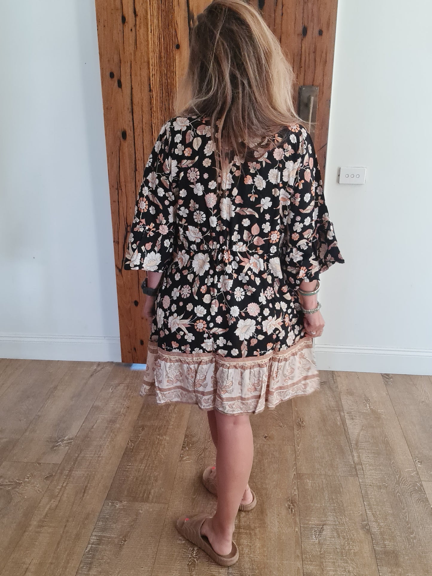 Bella Midi Dress Black Magic O/S